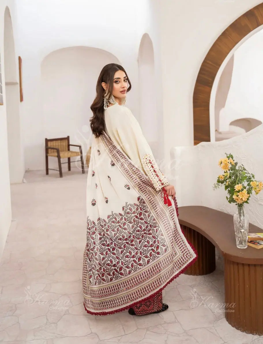  Karma - Pakistani clothes