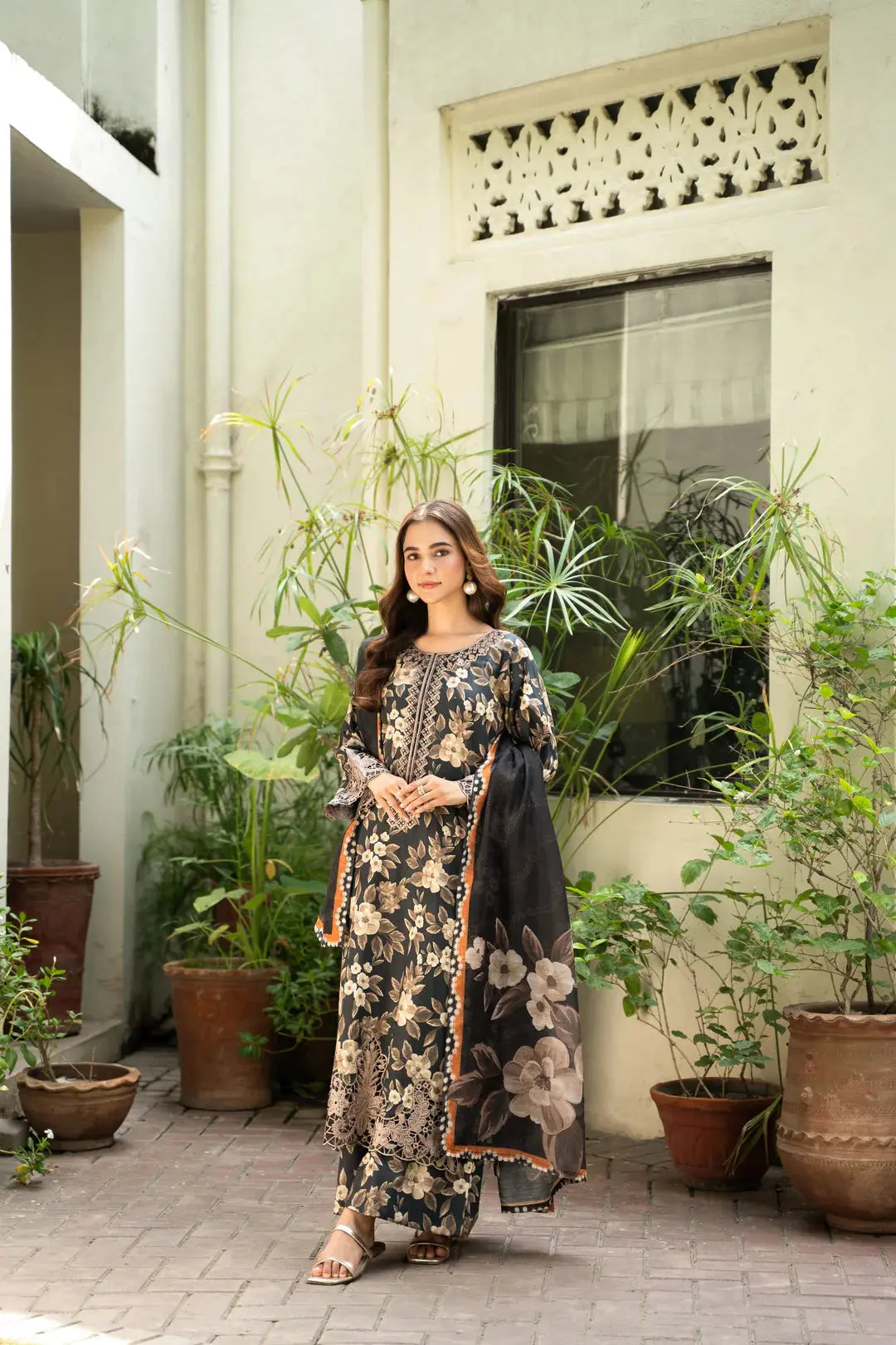  Raniya.H - Pakistani clothes