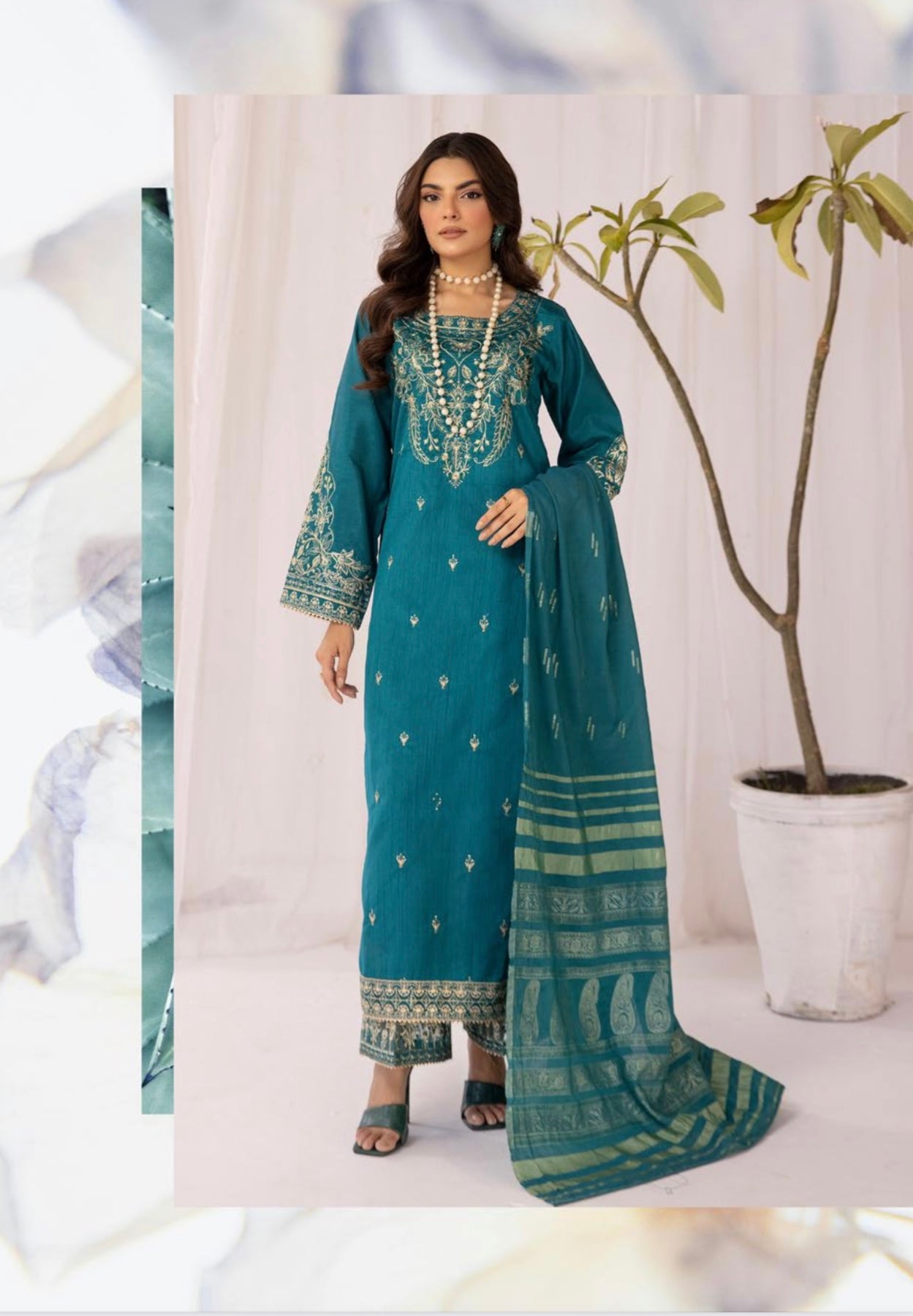  Simrans - Pakistani clothes