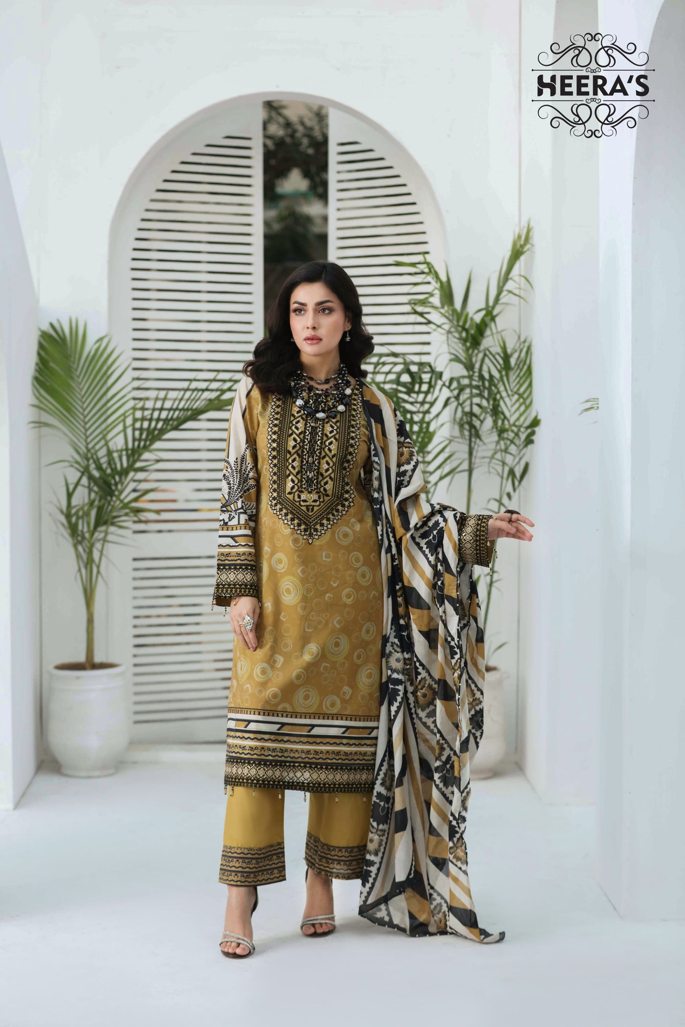  Heeras - Pakistani clothes