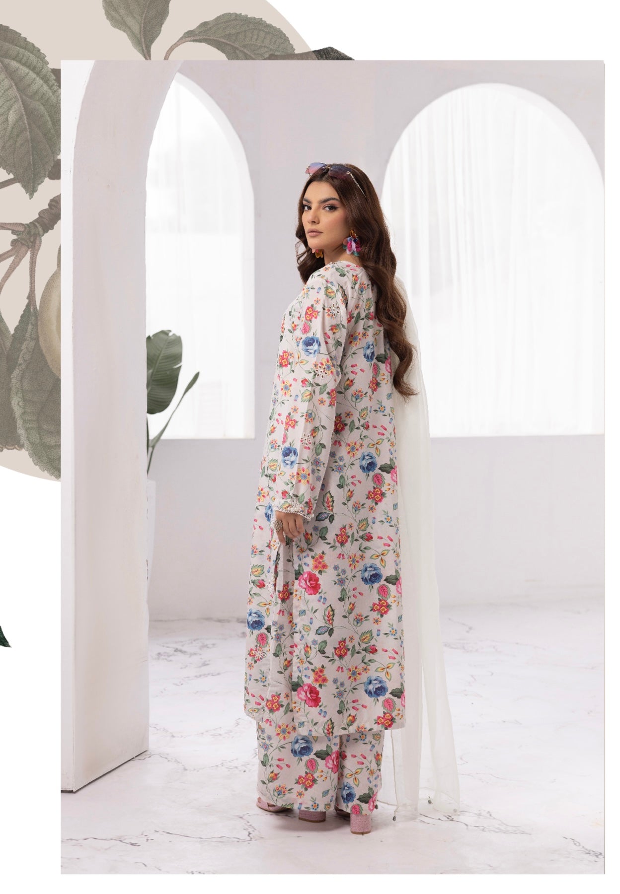 SIMRANS ‘S Prints 5.0’ | Embroidered Viscose Readymade | SM653