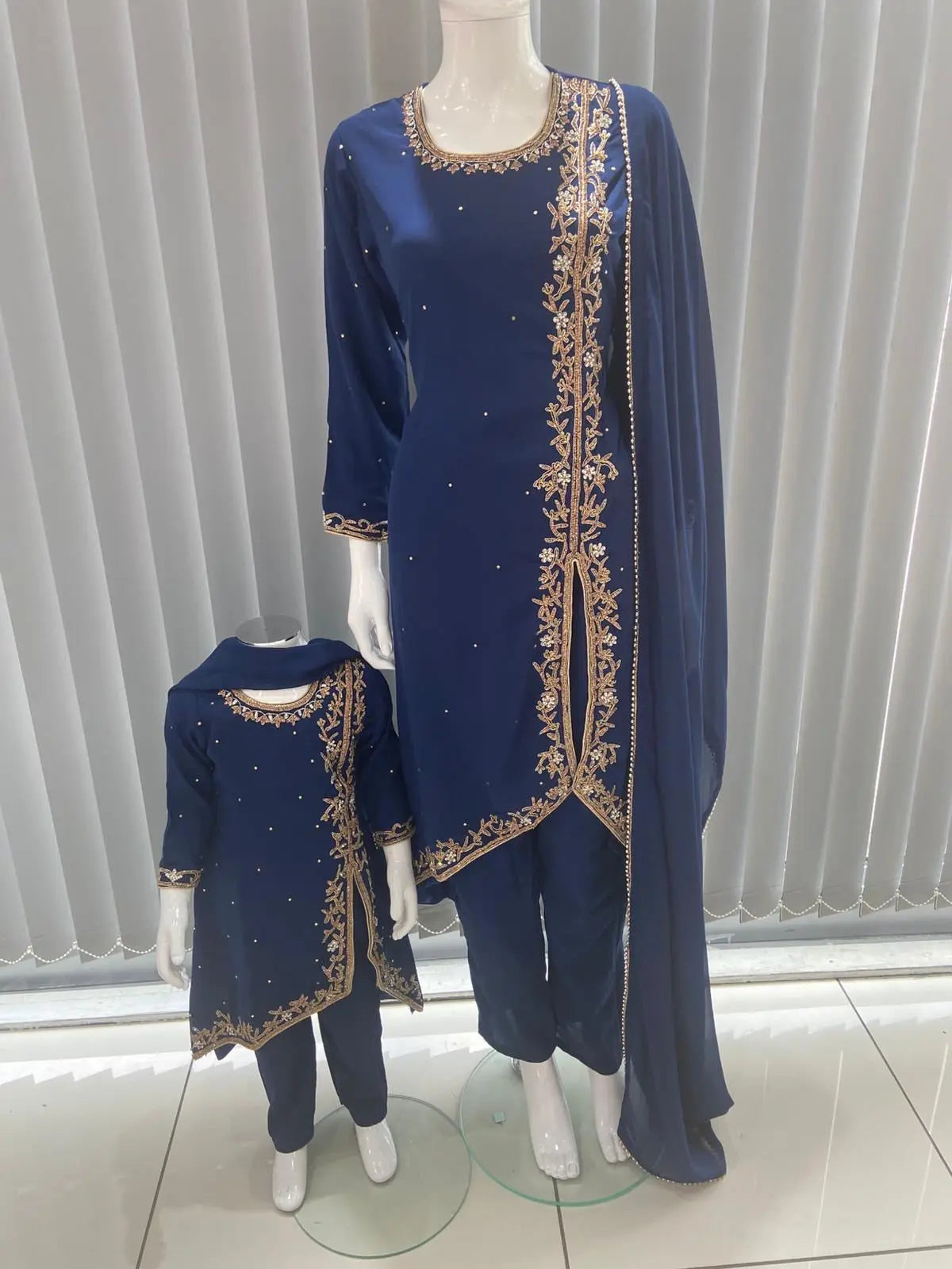  Asha - Pakistani clothes