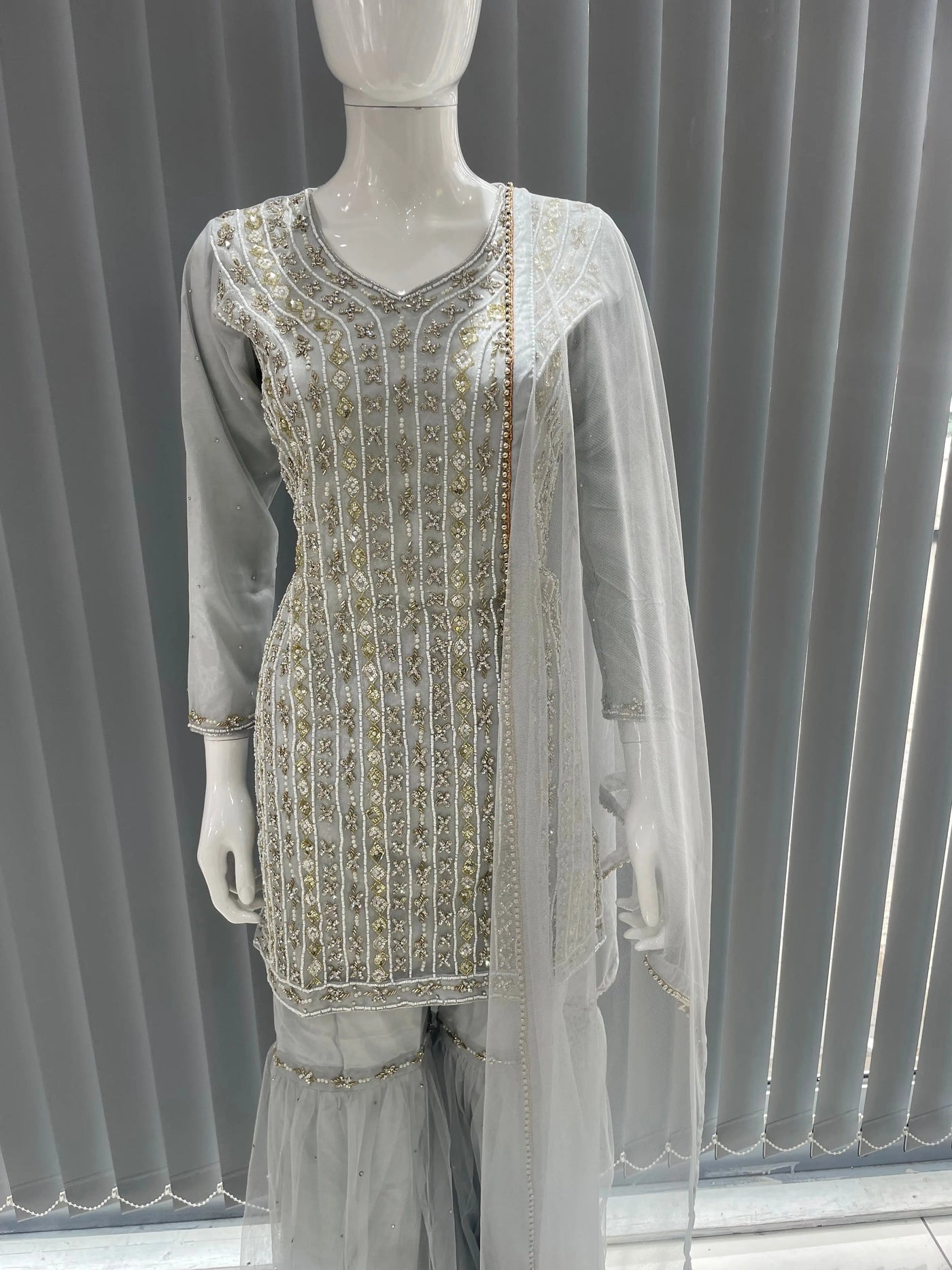  Asha - Pakistani clothes