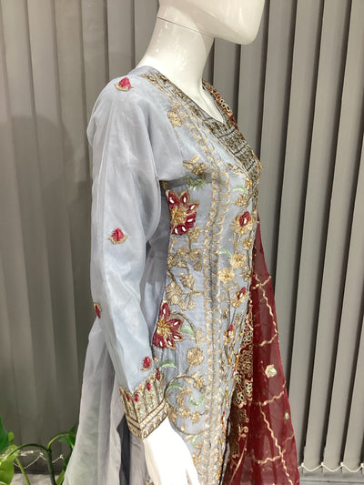  Simrans - Pakistani clothes
