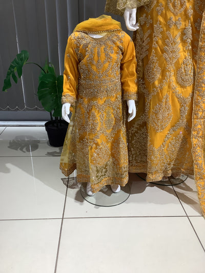  Asha - Pakistani clothes