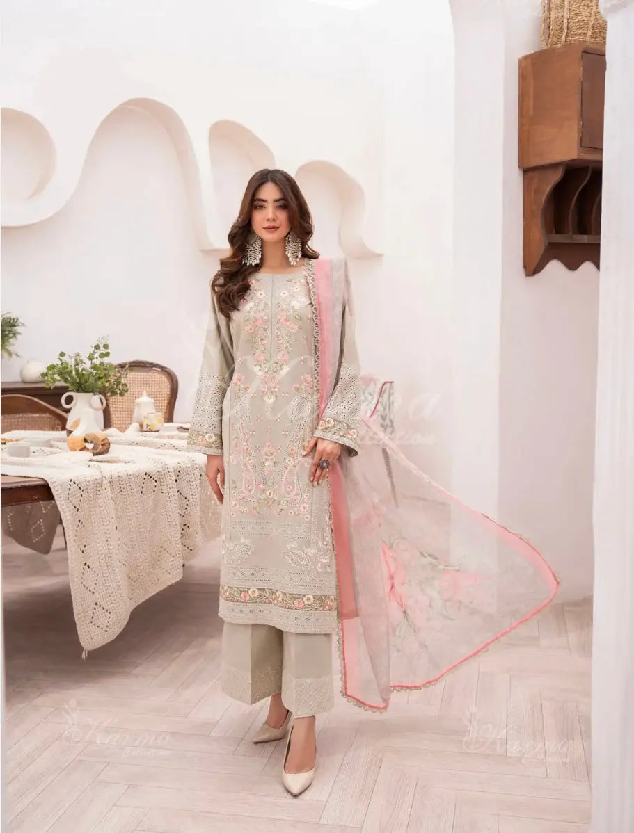  Karma - Pakistani clothes