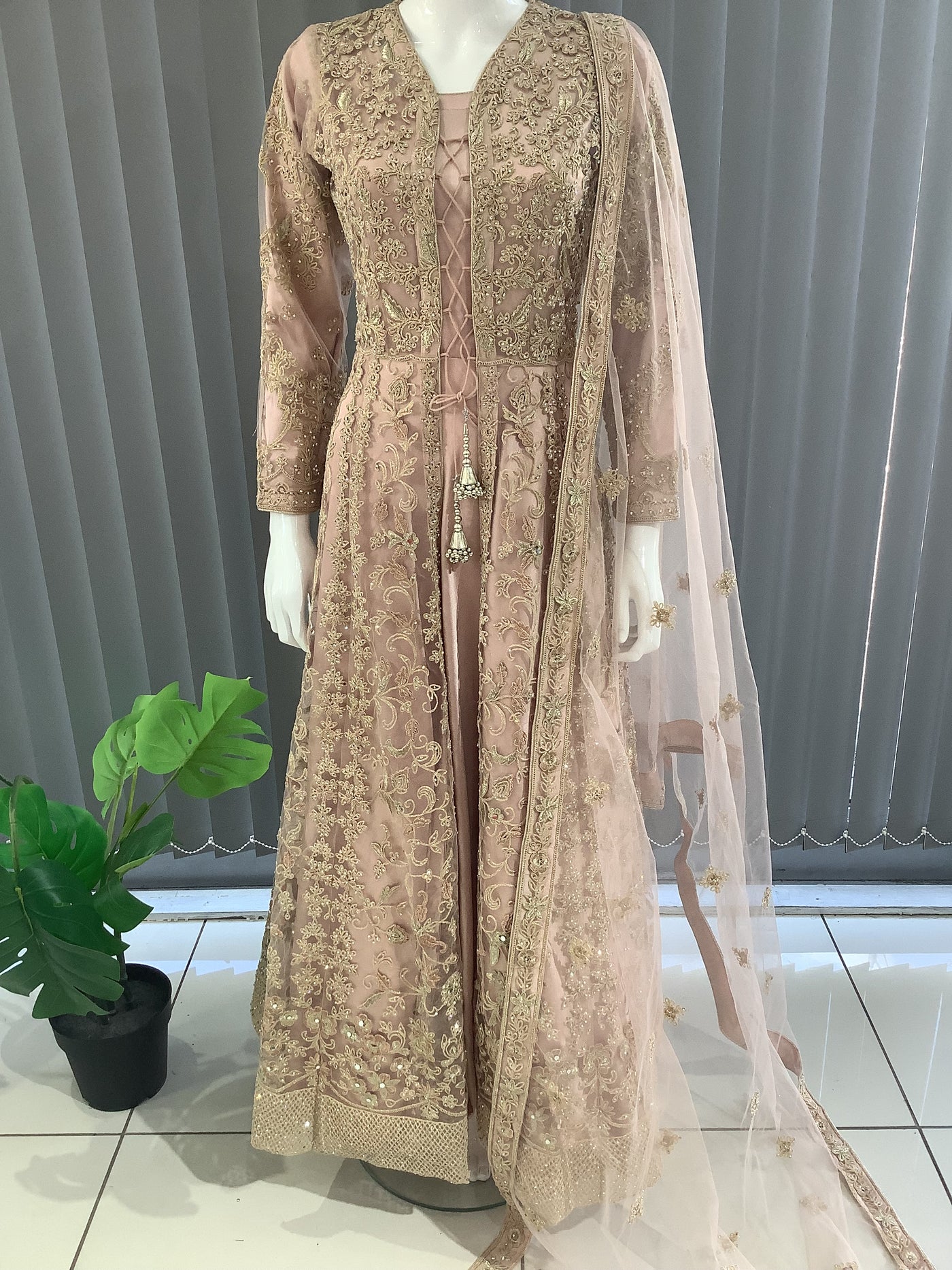  Asha - Pakistani clothes