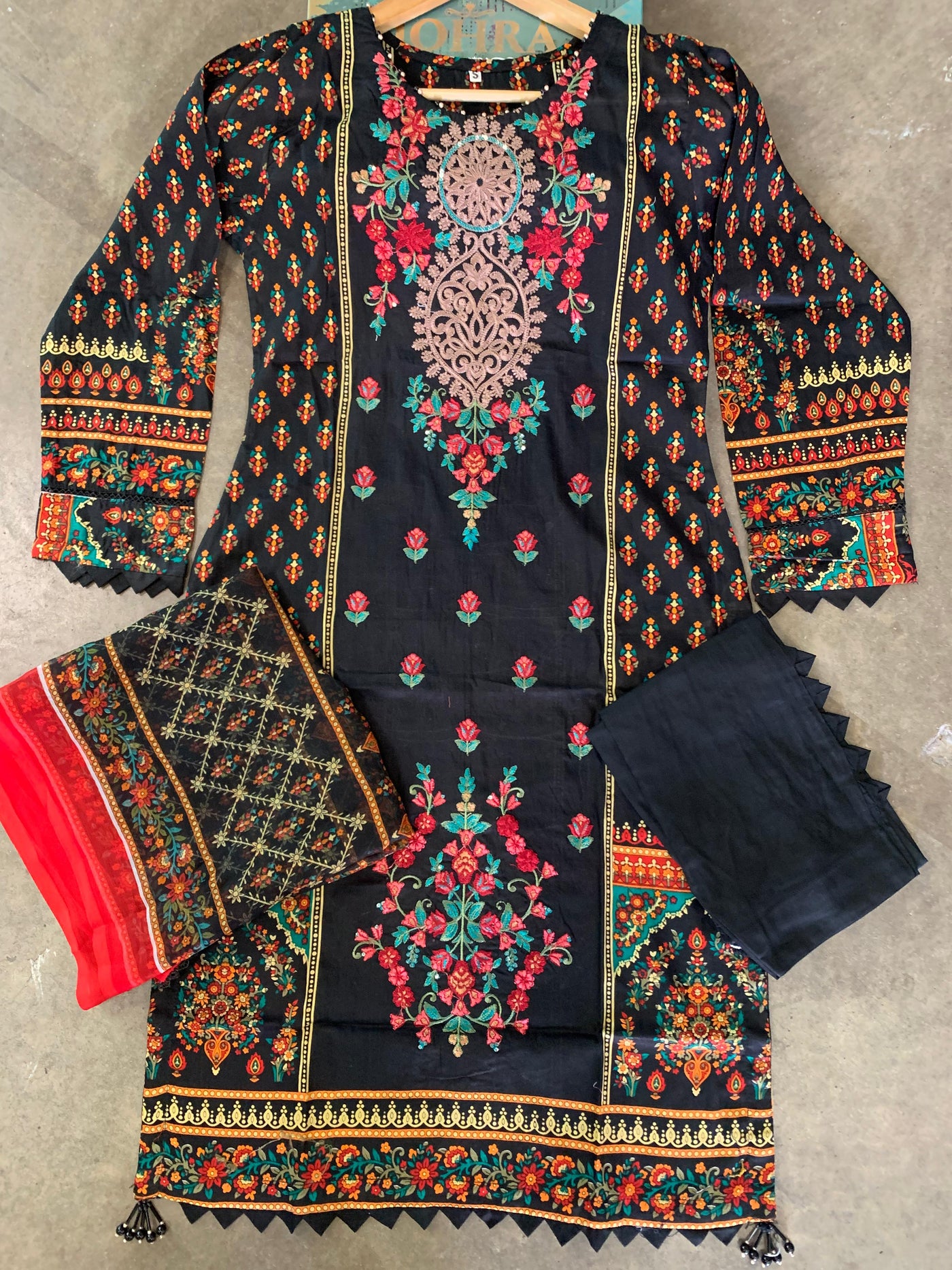  Inspired - Pakistani clothes