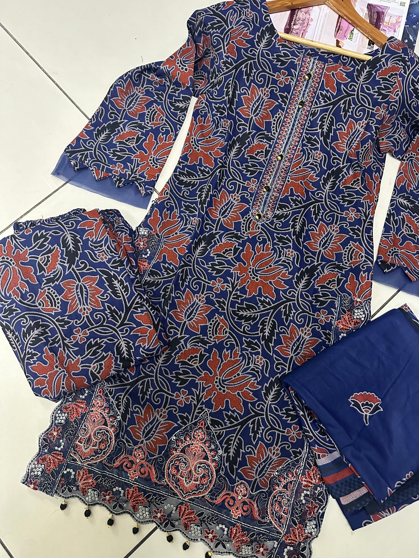 RANGZ ‘Mastaani’ | Embroidered Dhanak Readymade | RGZ020