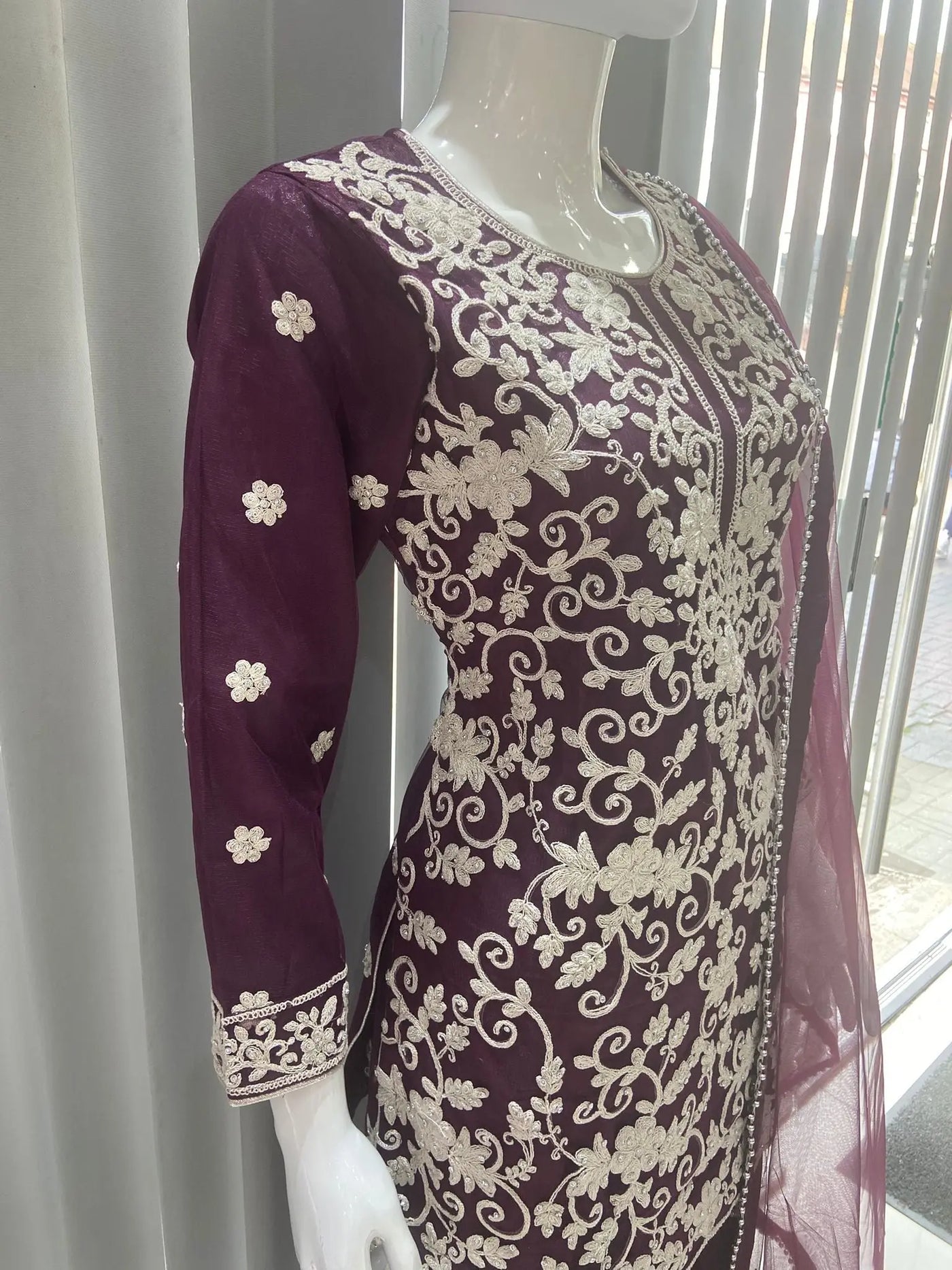  Asha - Pakistani clothes