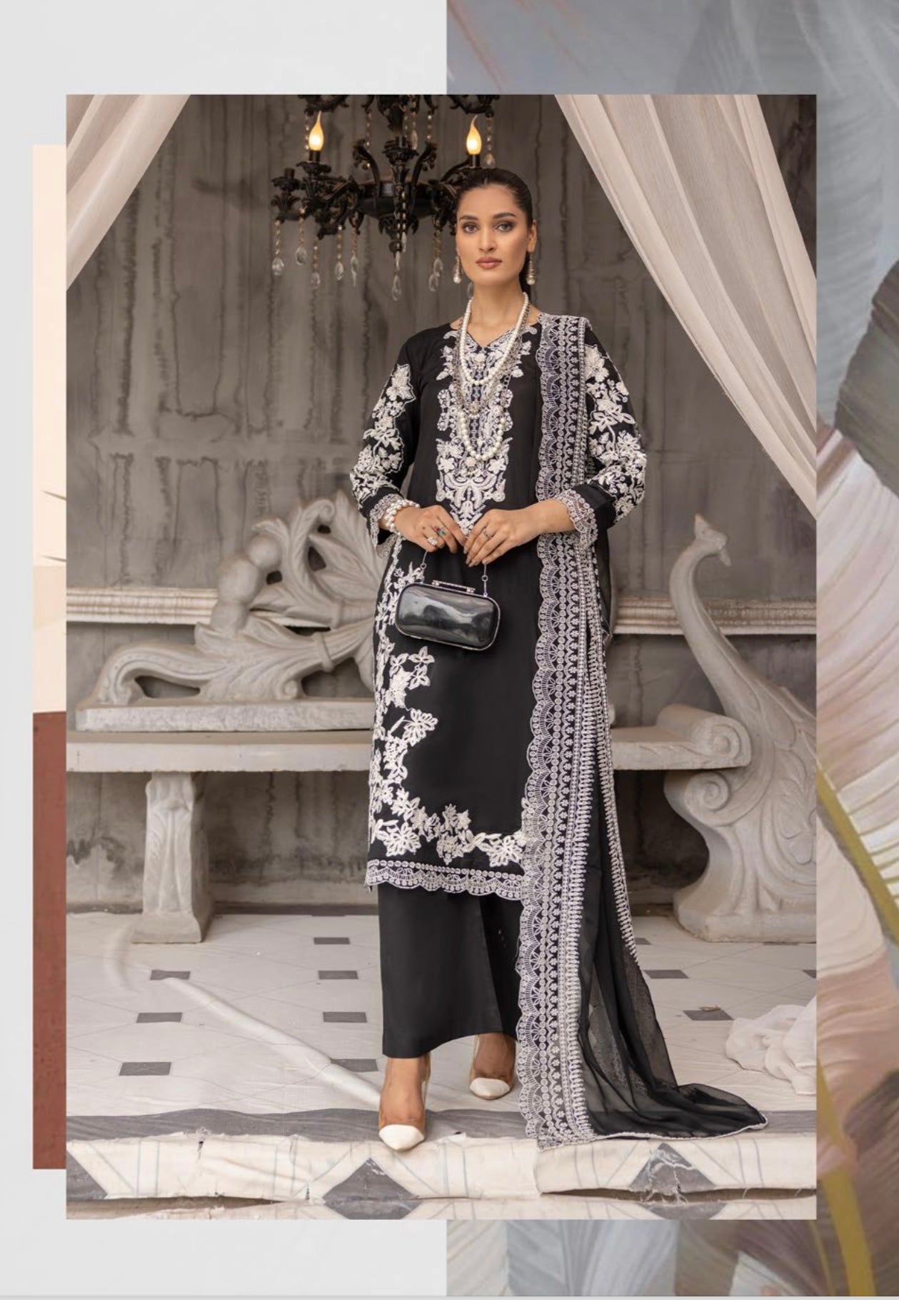 SIMRANS ‘Meeral’ | Embroidered Cotton Readymade | SM619 (Black)