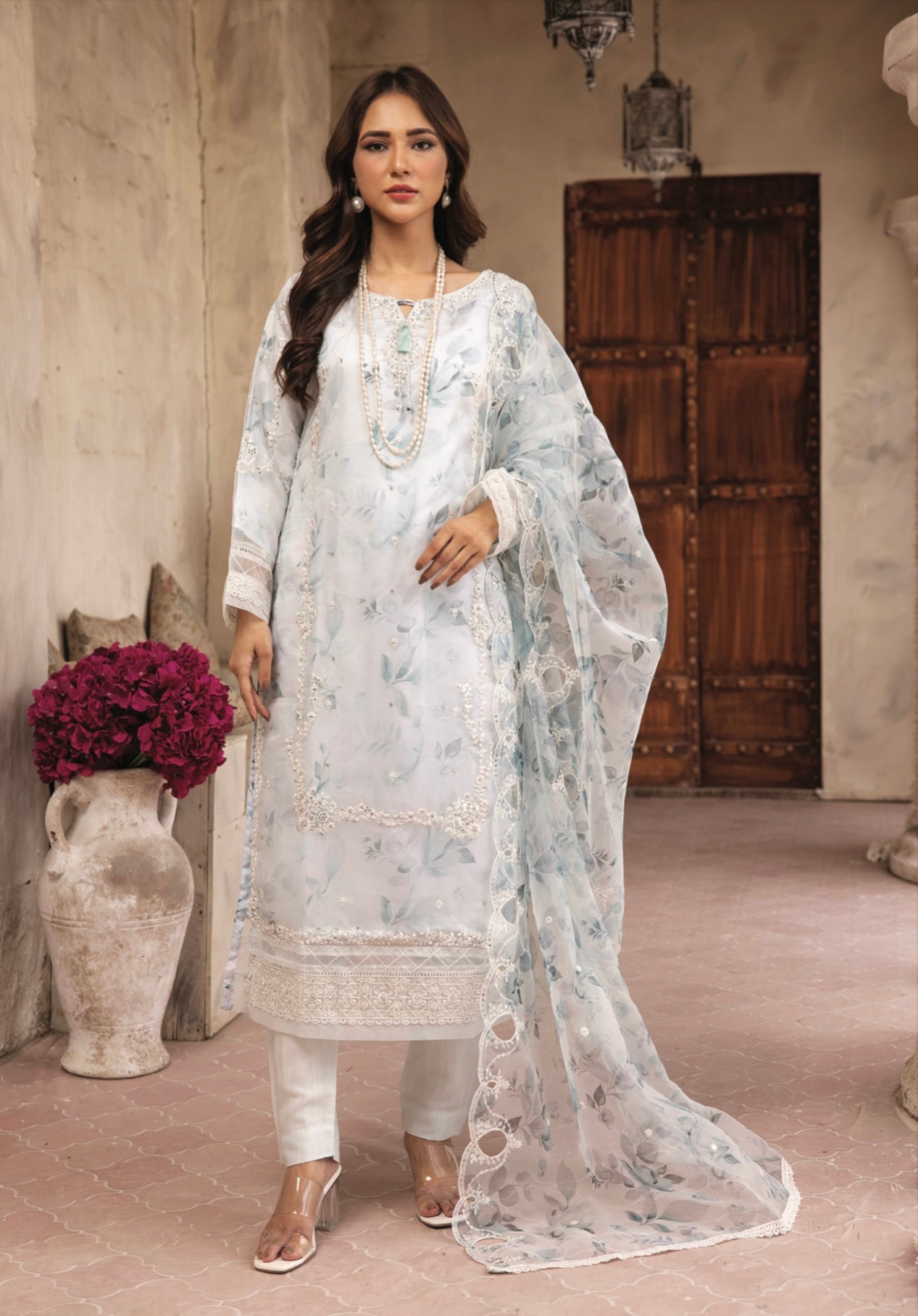 SIMRANS ‘Khaddi Lux’ | Embroidered Organza 3pc Readymade | SM655