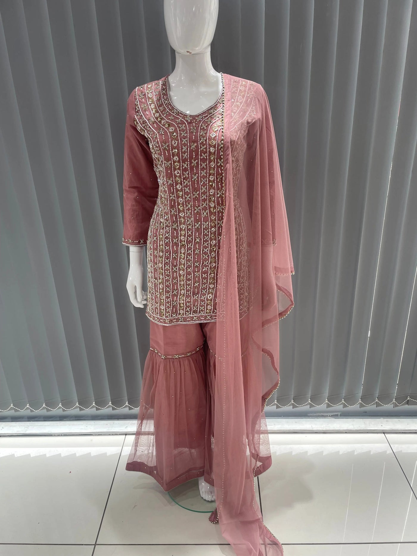  Asha - Pakistani clothes