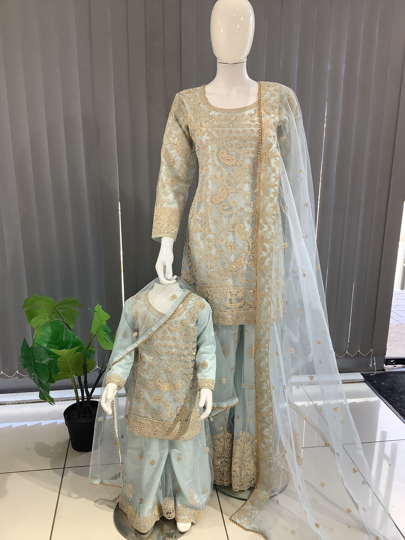  Asha - Pakistani clothes