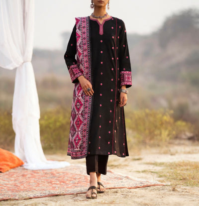 Casuallite ‘Basera’ | Embroidered Khaddar 3pc Readymade | HT263