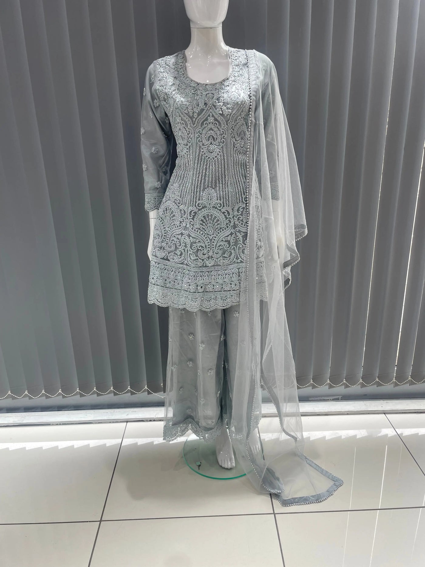 Asha - Pakistani clothes