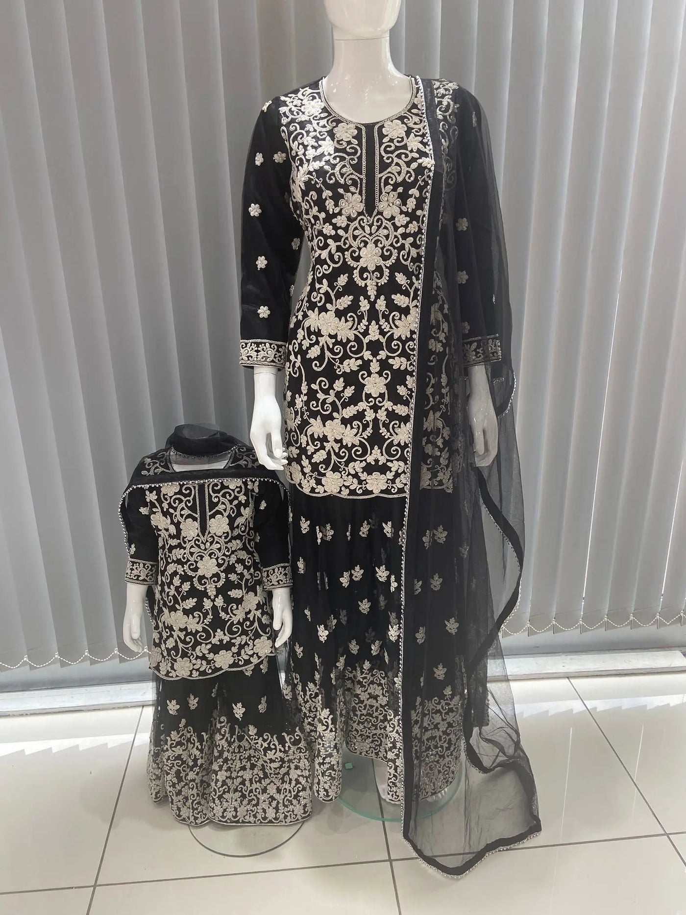  Asha - Pakistani clothes