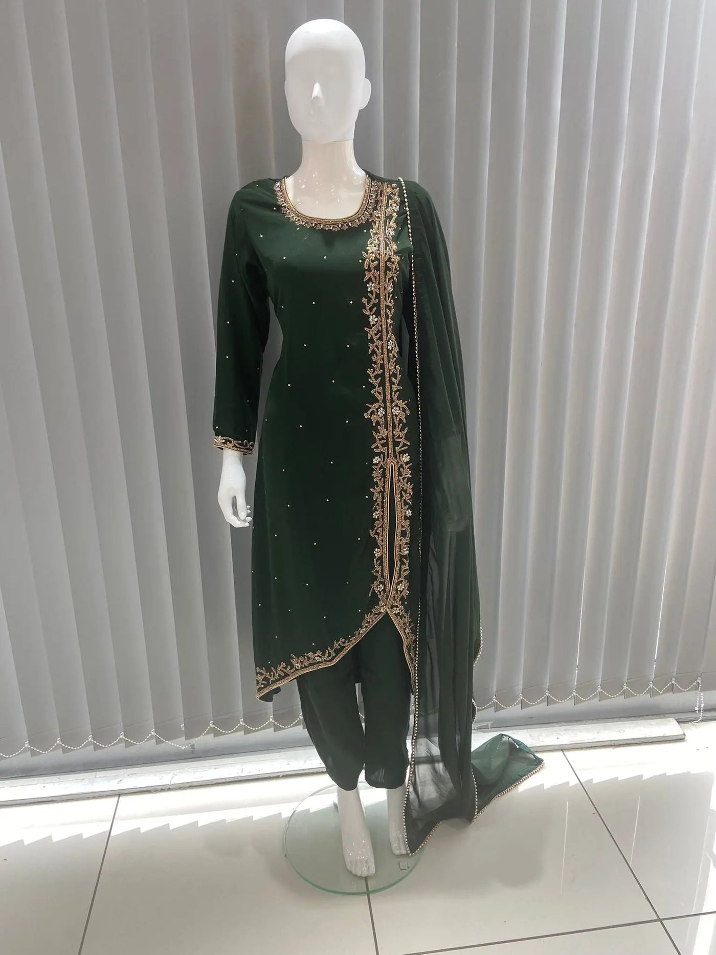  Asha - Pakistani clothes