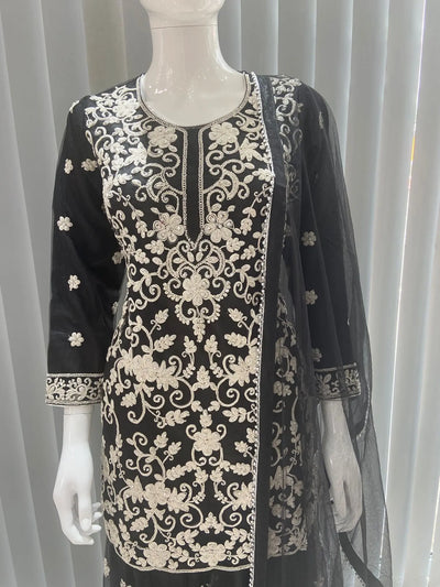 Asha - Pakistani clothes