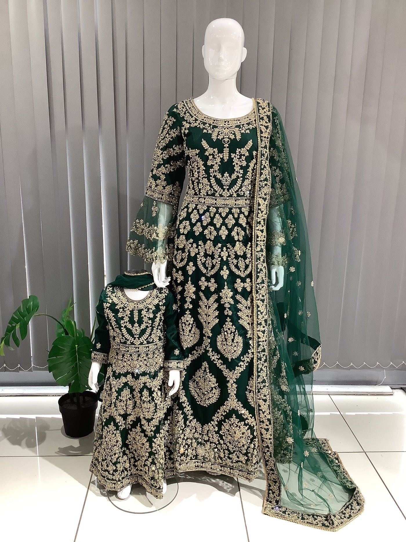  Asha - Pakistani clothes