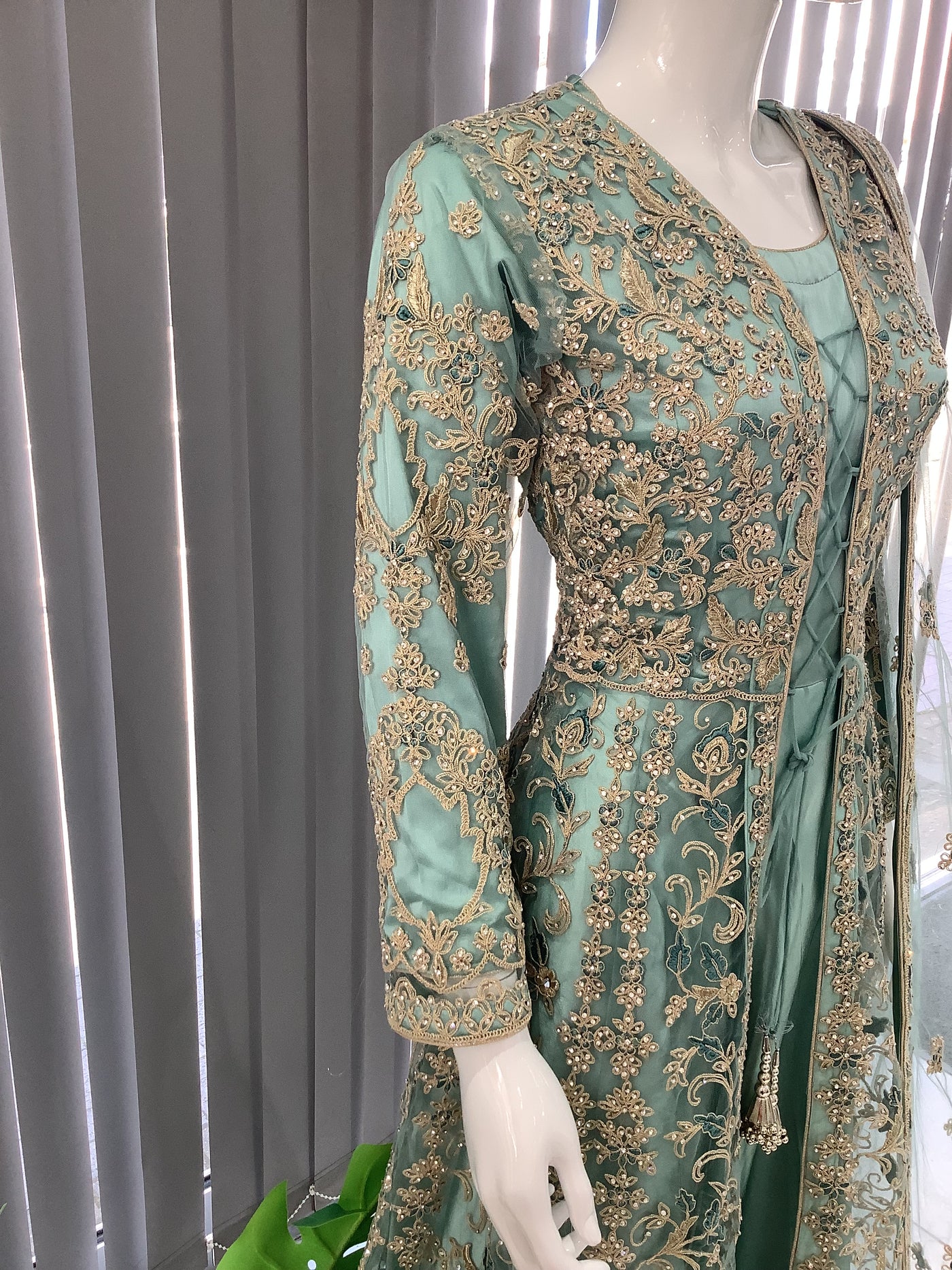  Asha - Pakistani clothes