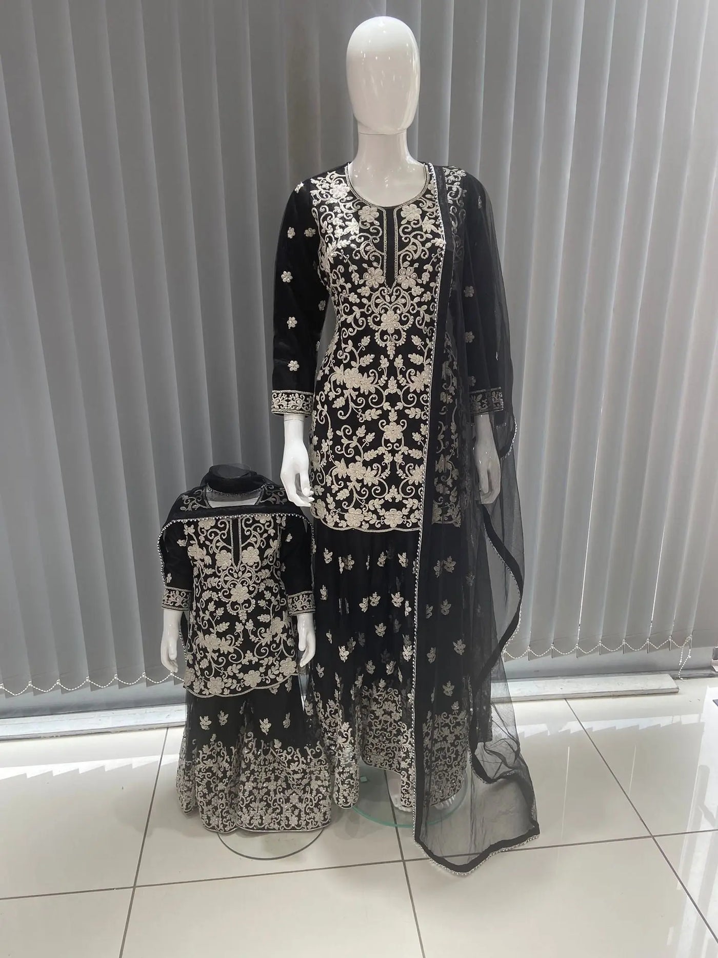  Asha - Pakistani clothes