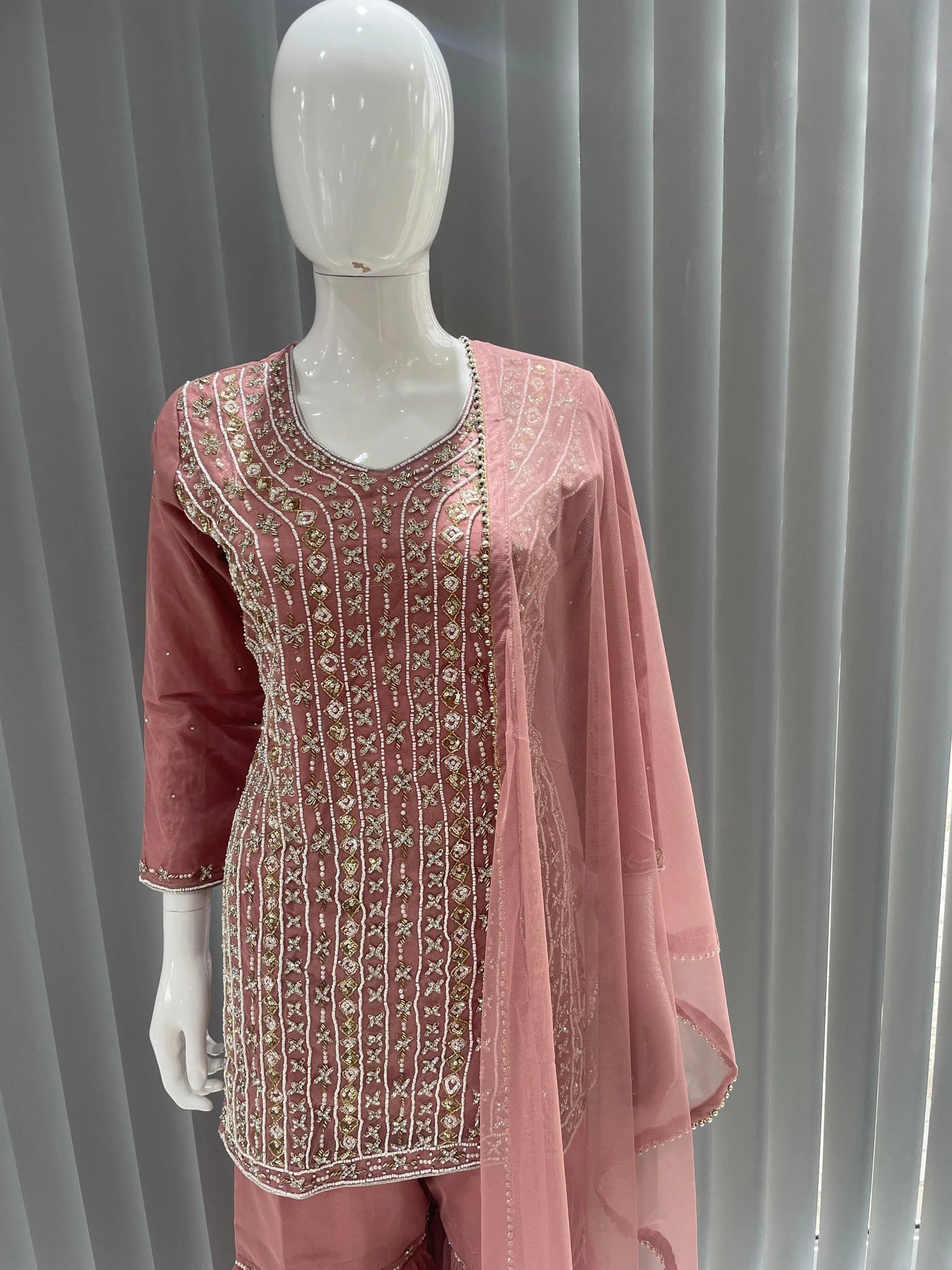  Asha - Pakistani clothes
