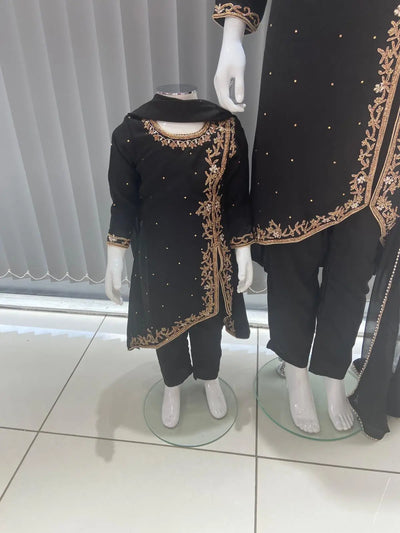  Asha - Pakistani clothes