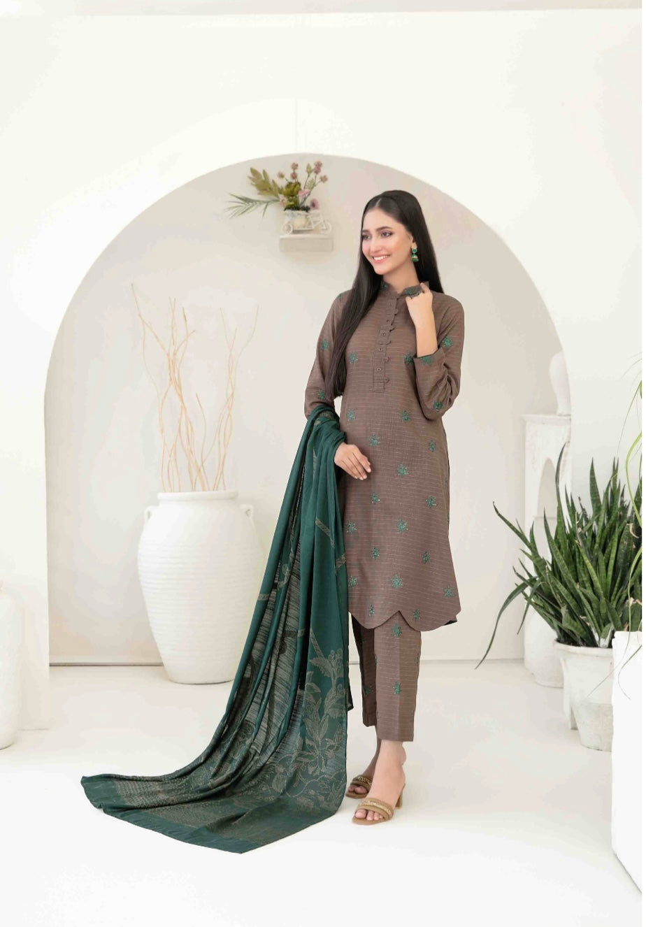 TAWAKKAL ‘Megara’ | Embroidered Khaddar Readymade | D3865