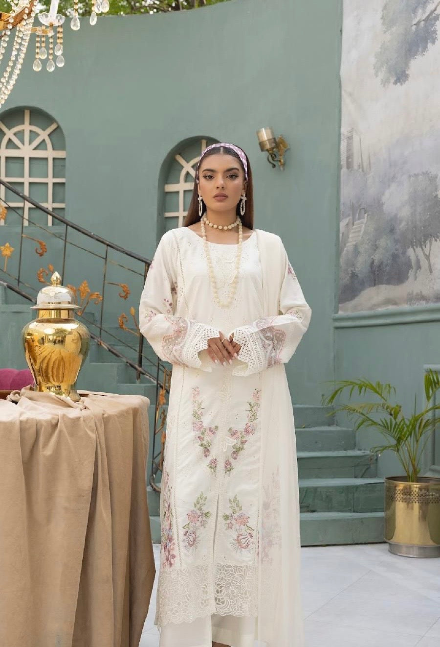 SIMRANS ‘Aisha MB’ | Embroidered Linenkari Readymade | SM697