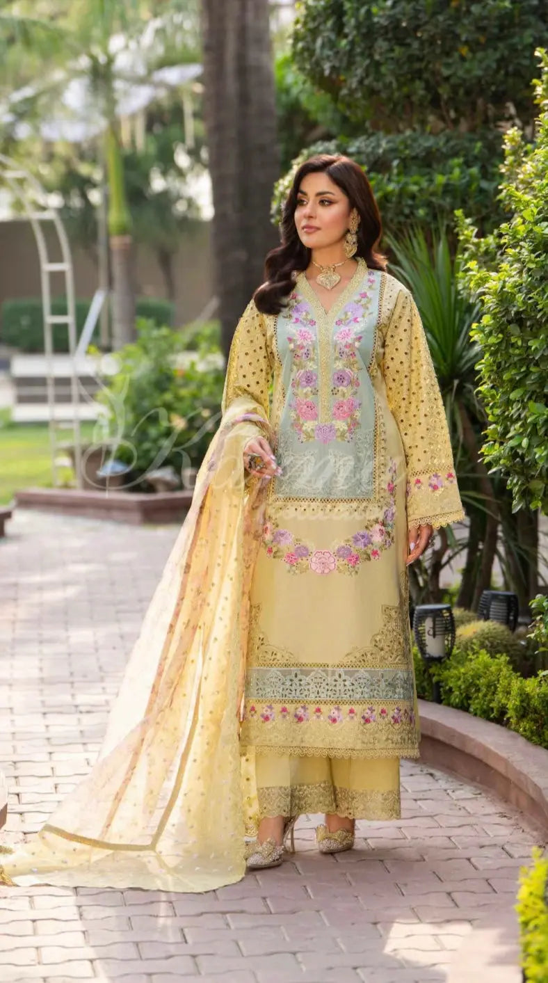  Karma - Pakistani clothes