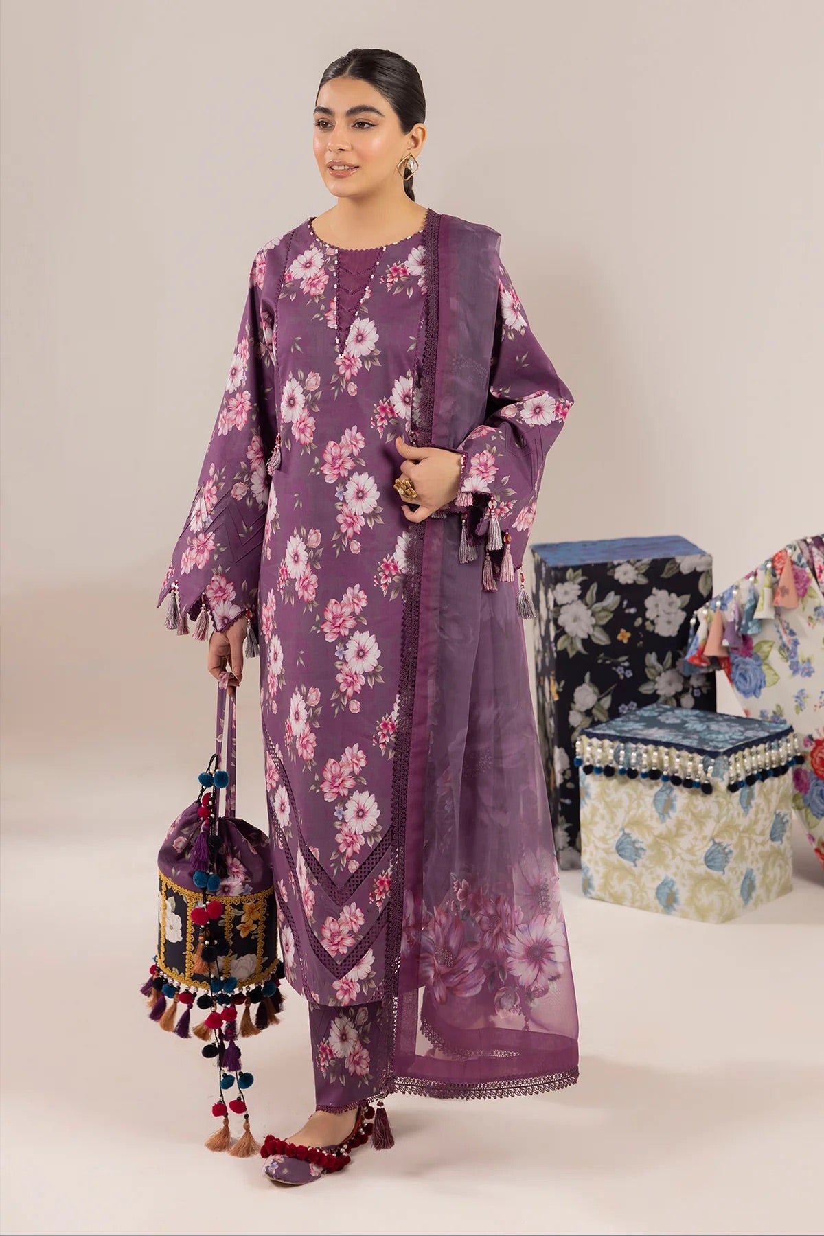  Alizeh - Pakistani clothes