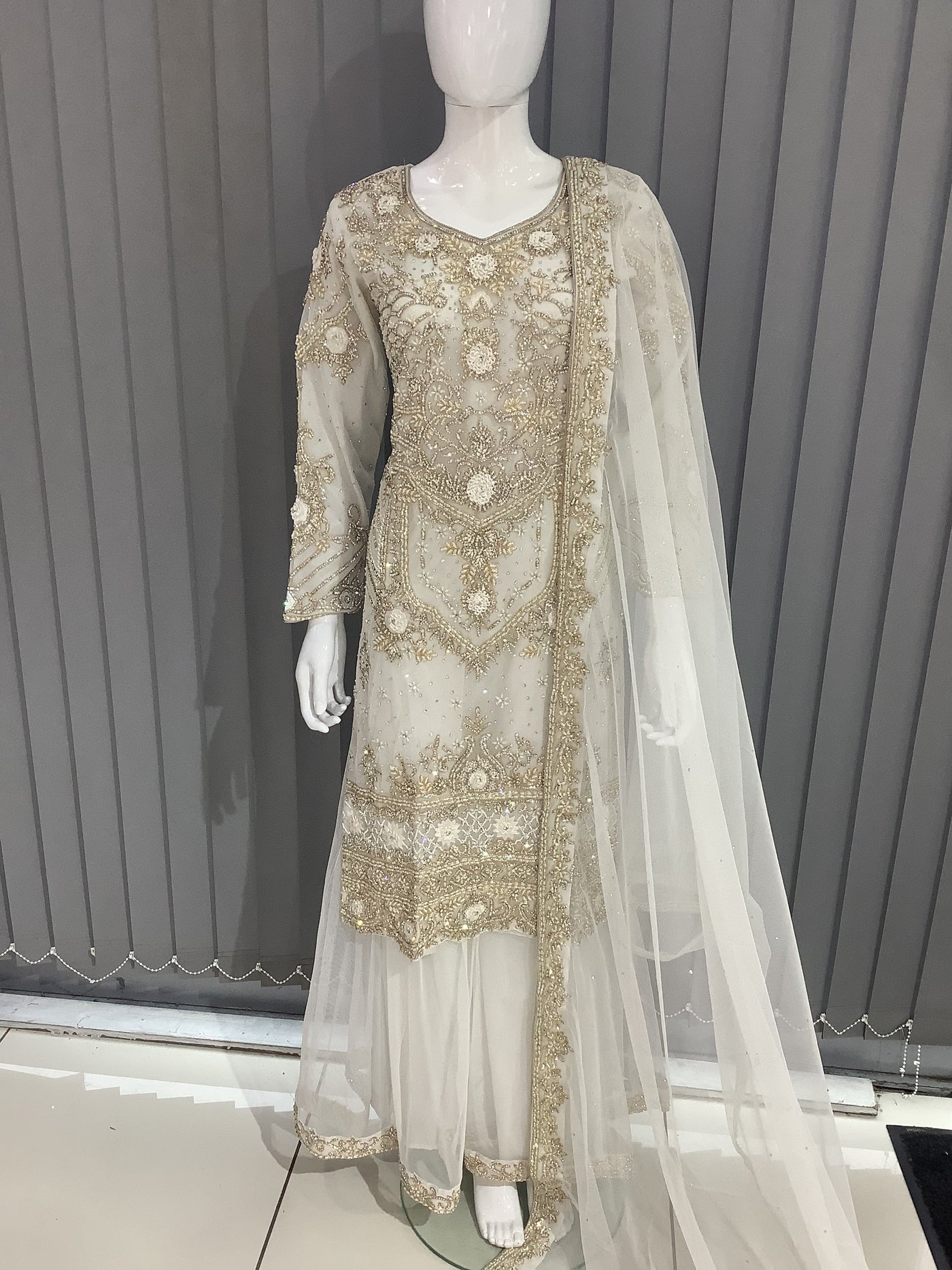 ASHA | Embroidered Dori Work Net Ready To Wear White | AS68