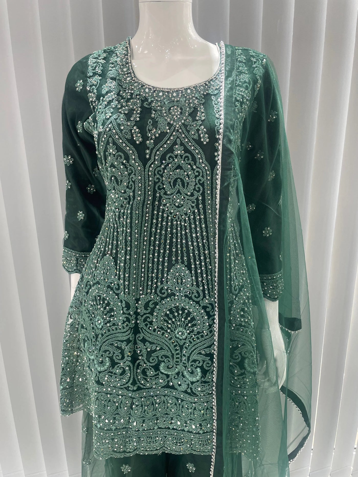  Asha - Pakistani clothes