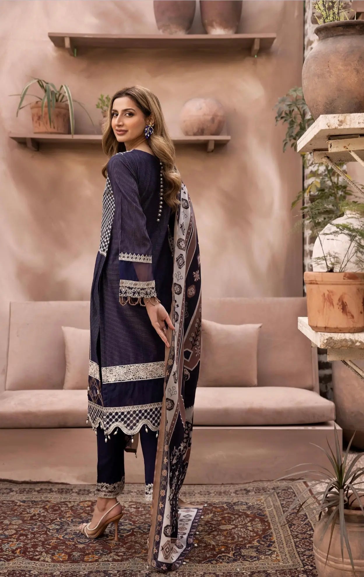  Allys - Pakistani clothes