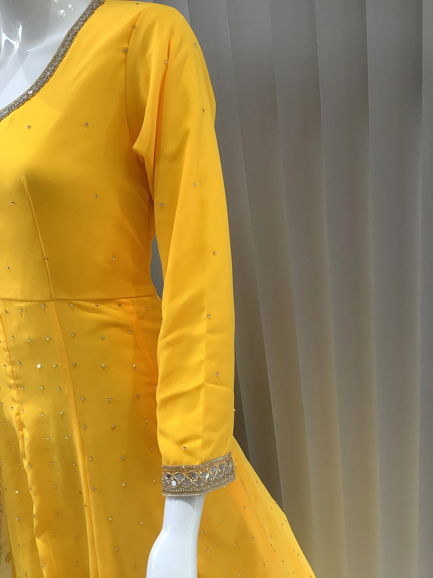  Asha - Pakistani clothes