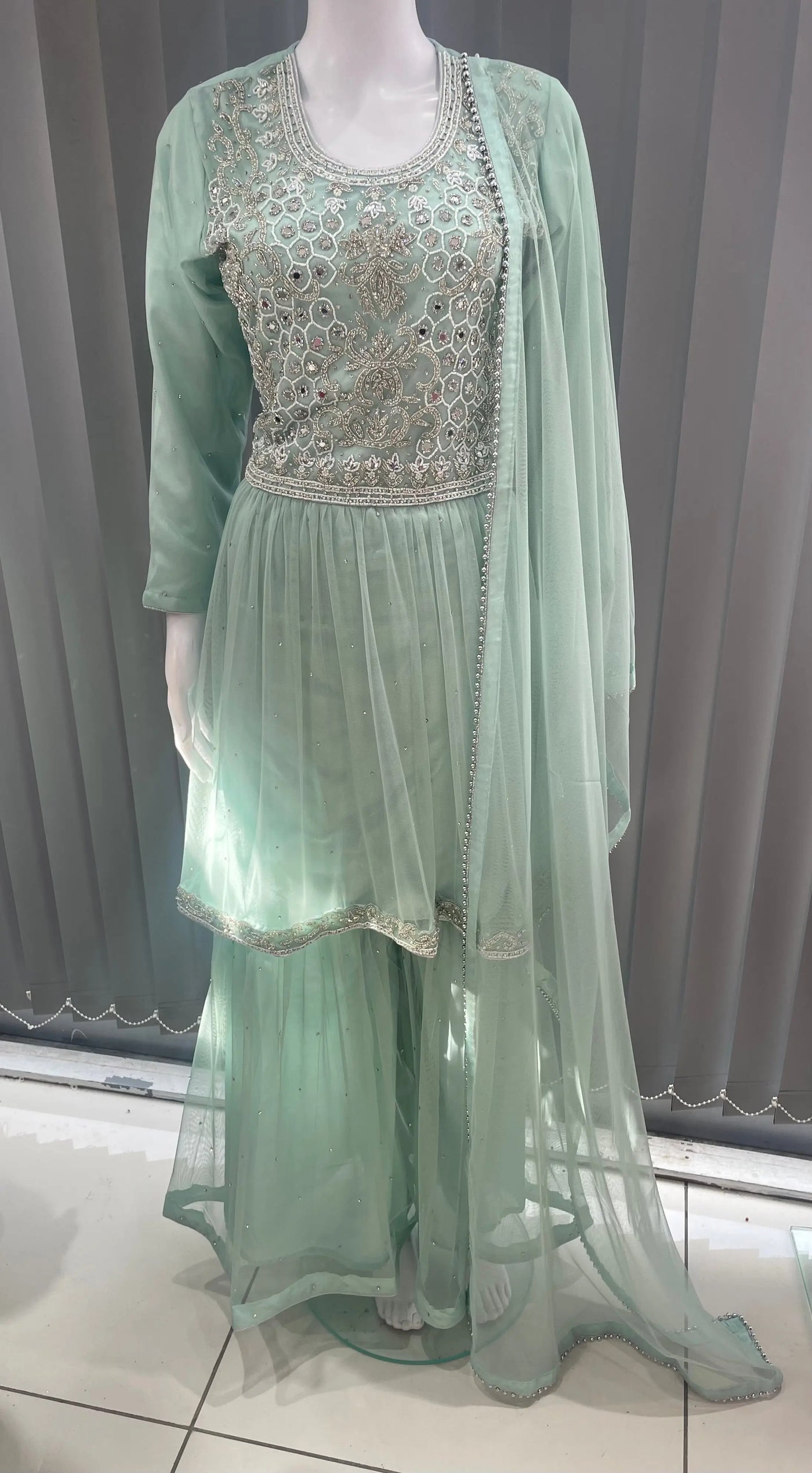  Asha - Pakistani clothes
