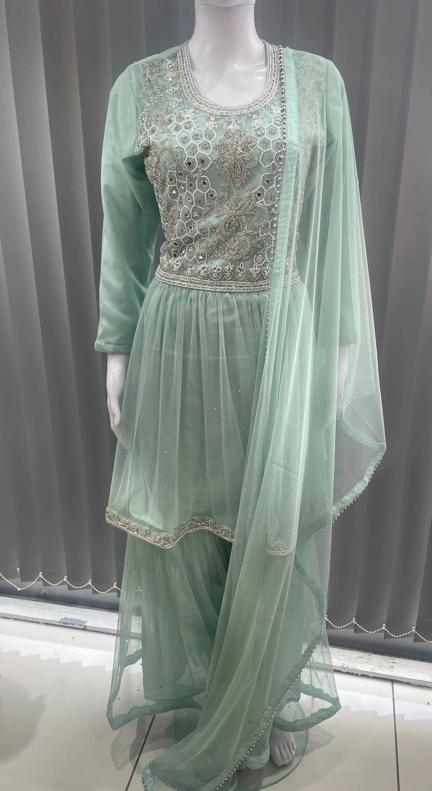 Asha - Pakistani clothes