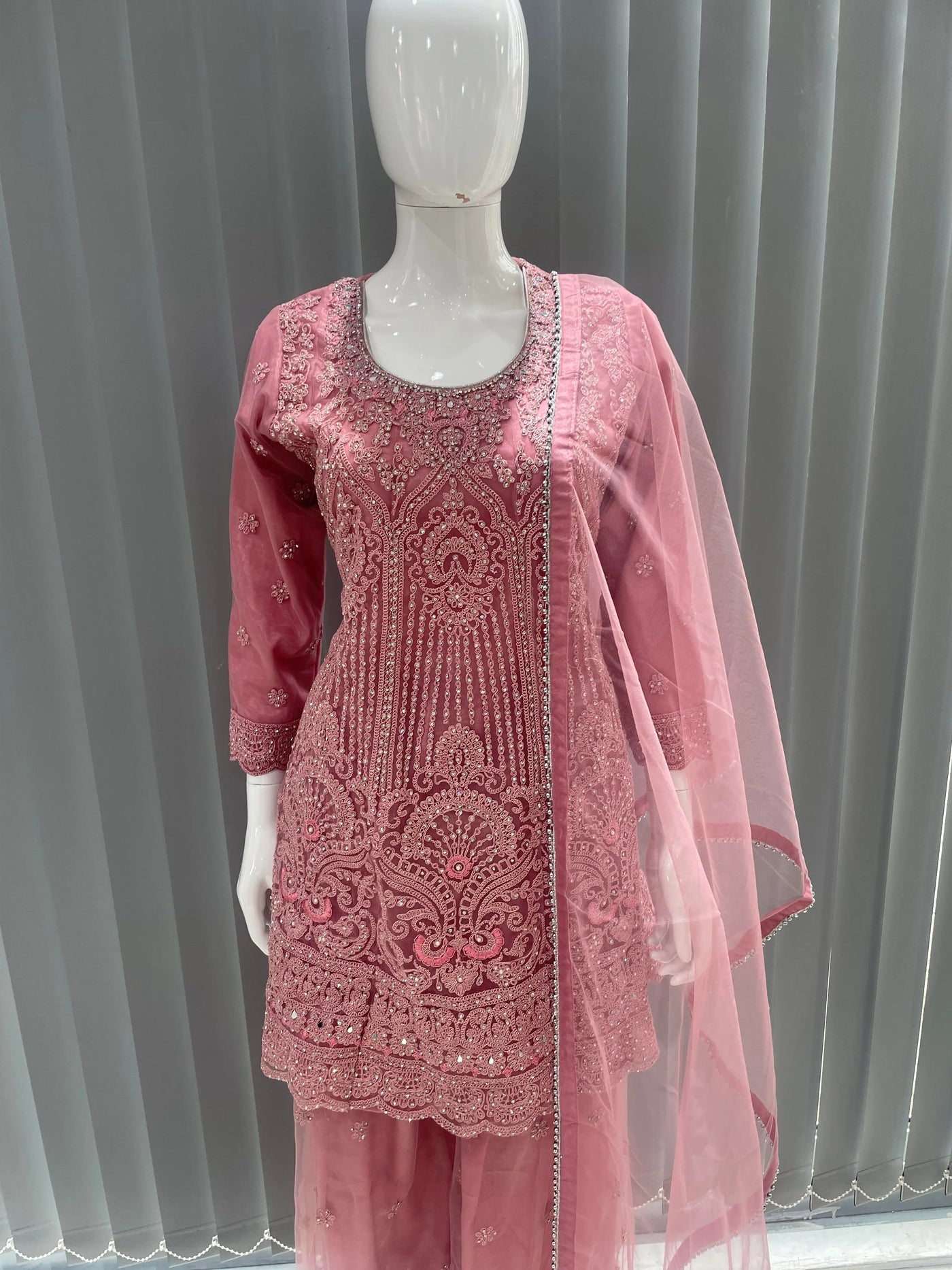  Asha - Pakistani clothes