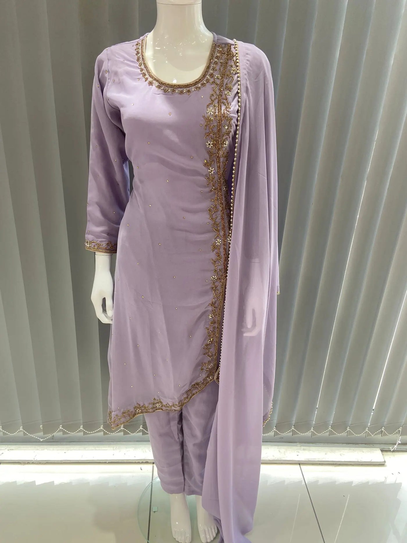  Asha - Pakistani clothes
