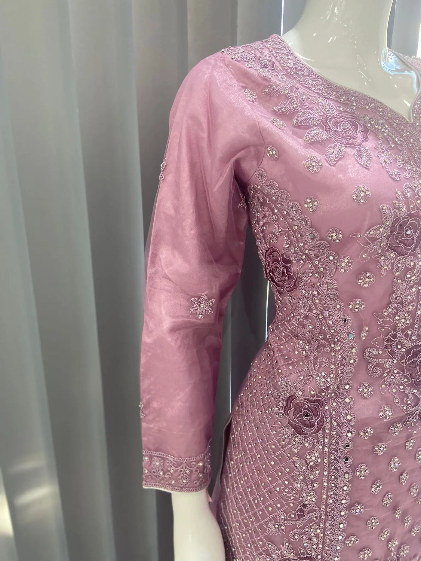 ASHA | Embroidered Hand Work Mother & Daughter Ready To Wear Lilac | AS83