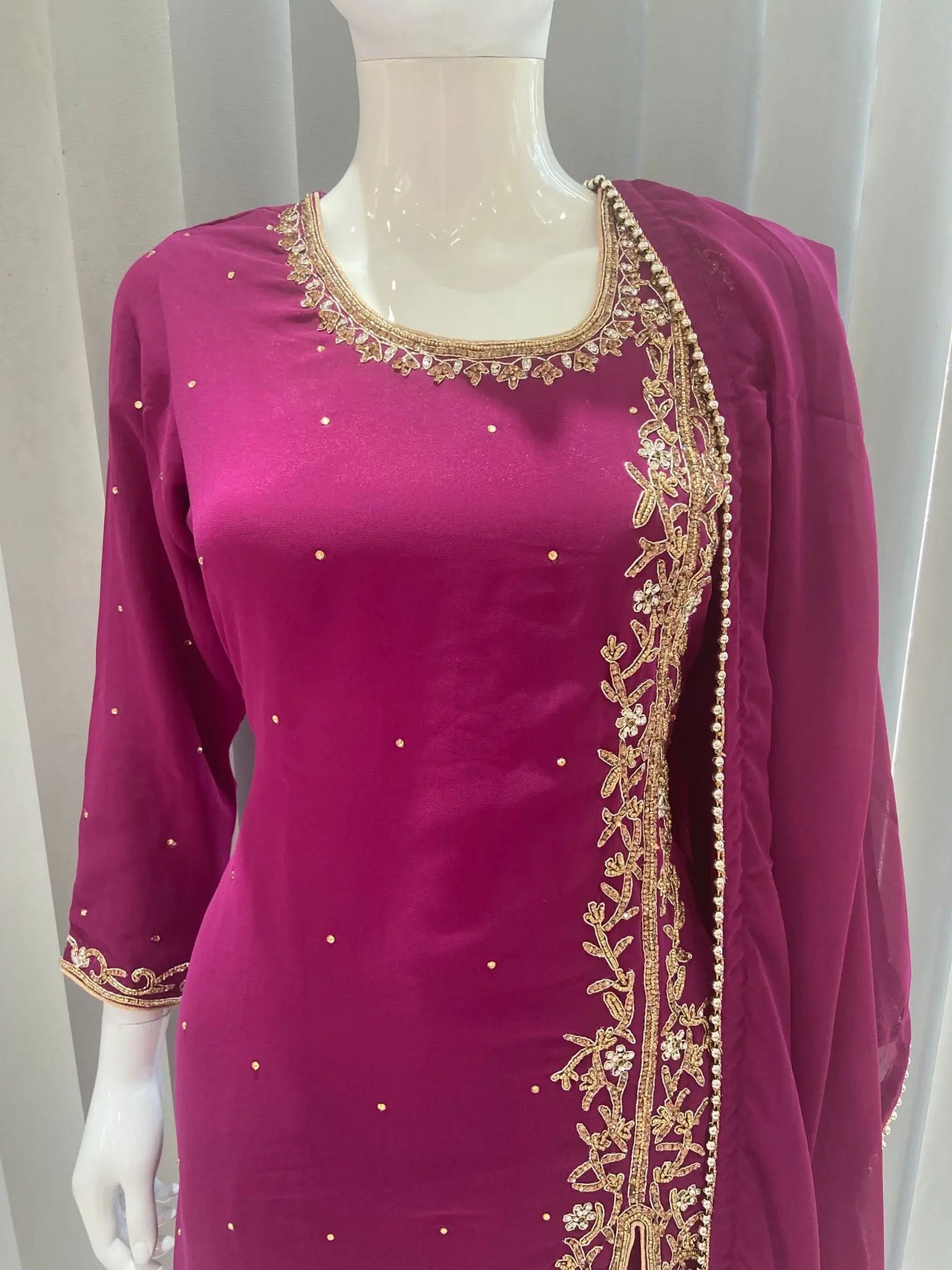 Asha - Pakistani clothes