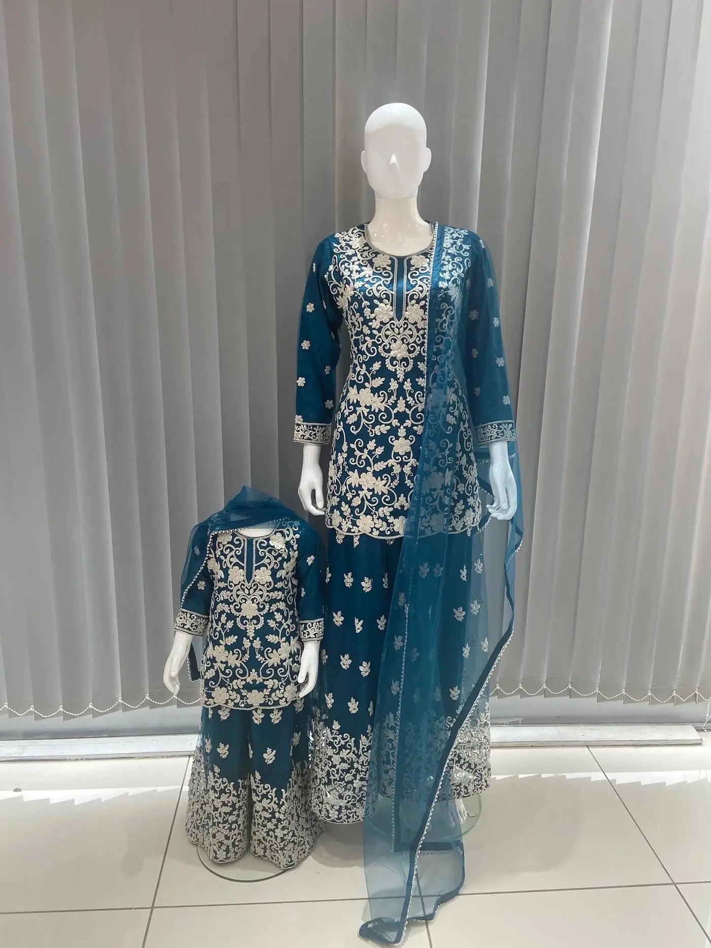  Asha - Pakistani clothes