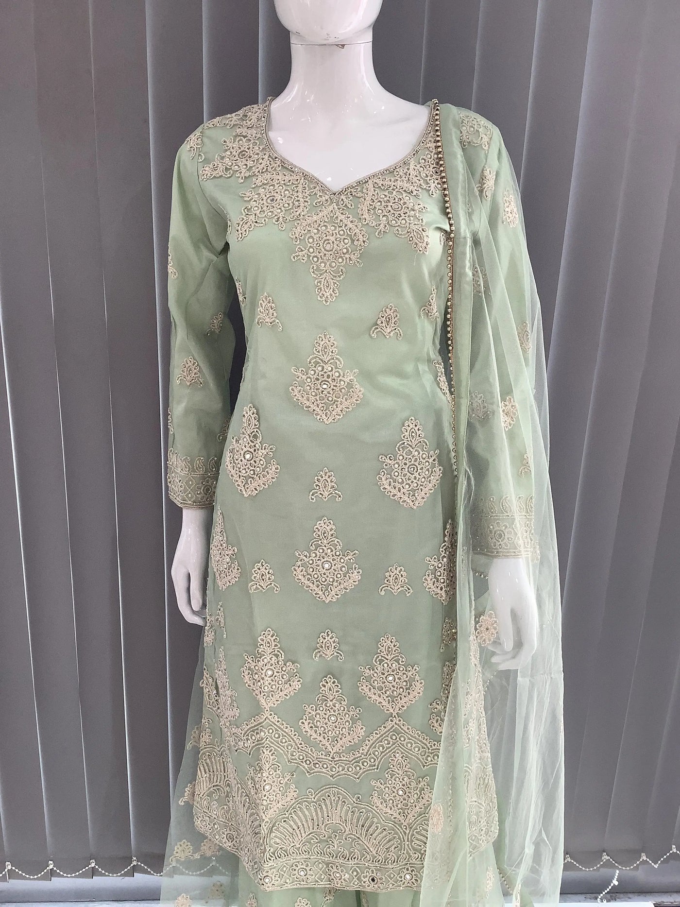  Asha - Pakistani clothes