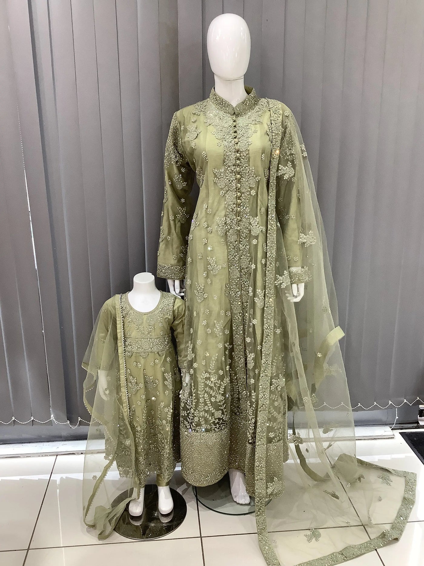  Asha - Pakistani clothes