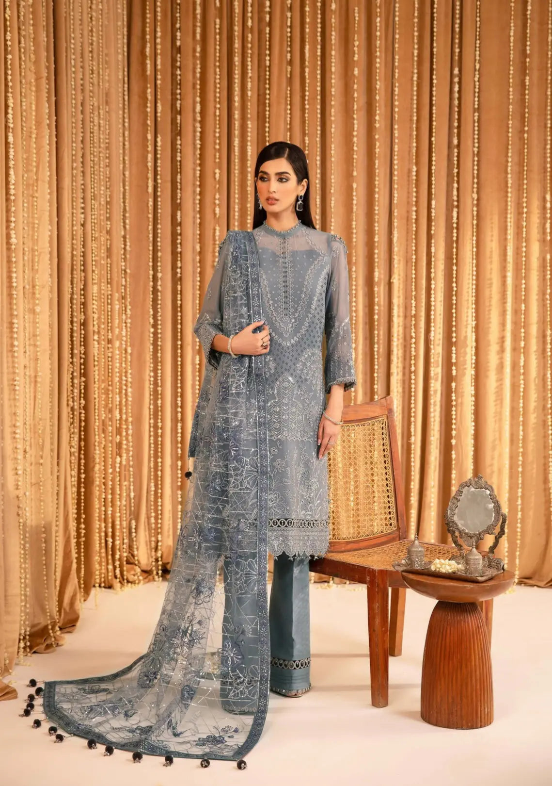  Alizeh - Pakistani clothes