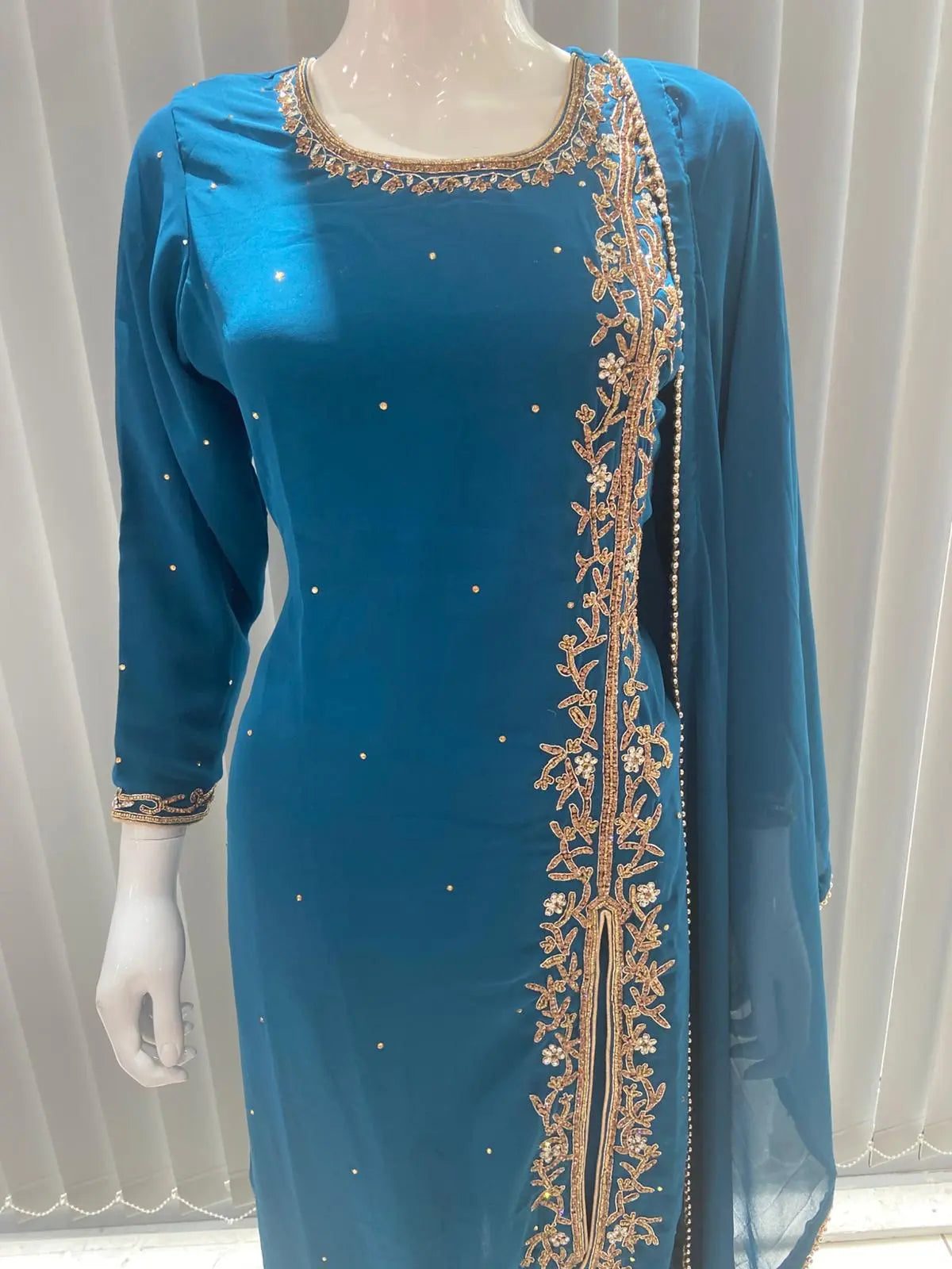 Asha - Pakistani clothes