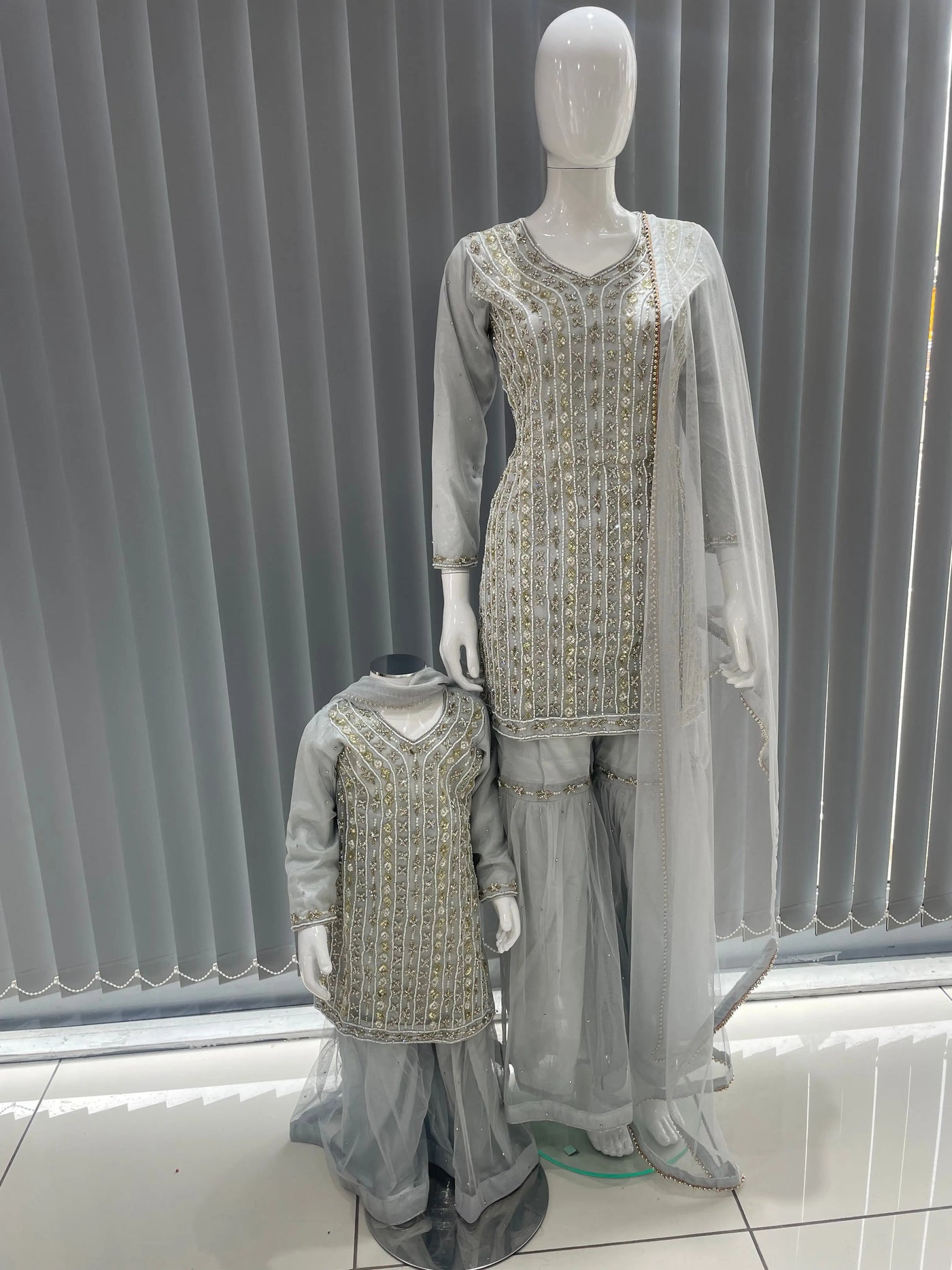  Asha - Pakistani clothes