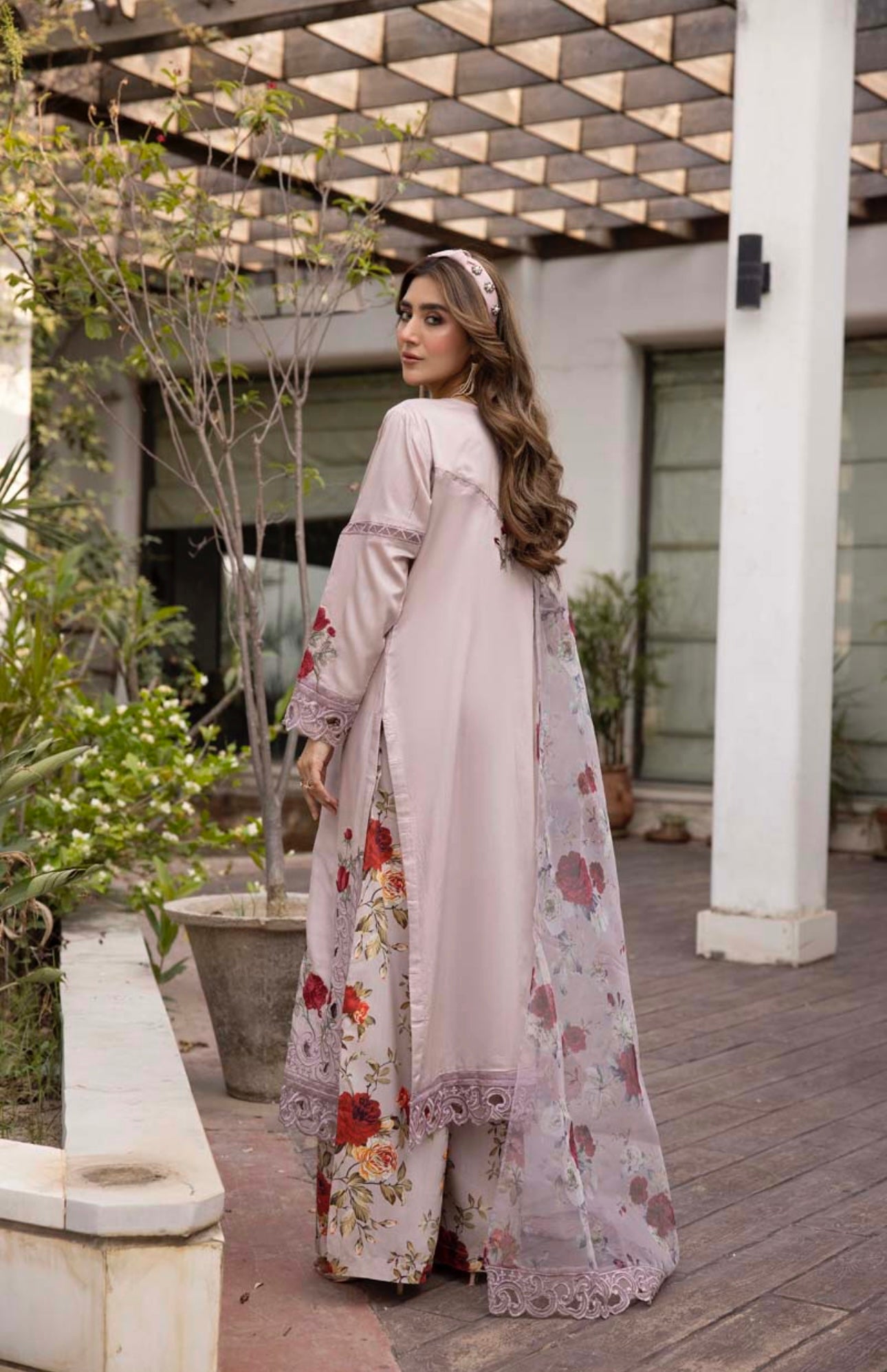  Simrans - Pakistani clothes