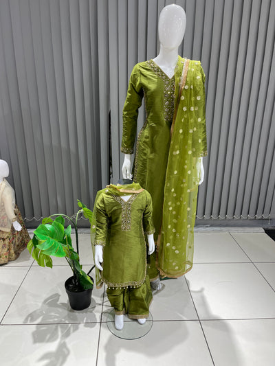  Asha - Pakistani clothes